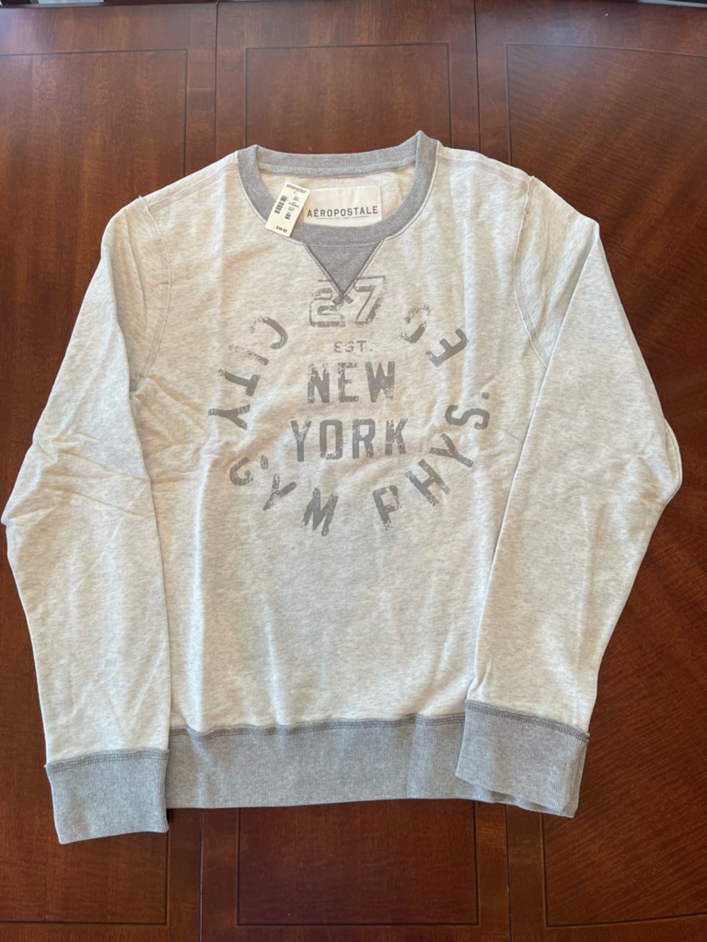 Aeropostale Light Gray Crewneck New York Graphic Sweatshirt Sz M